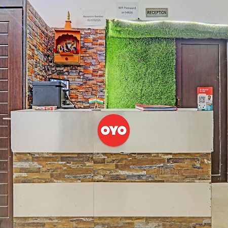 Hotel O Cz Inn Lakhnau Kültér fotó