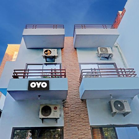Hotel O Cz Inn Lakhnau Kültér fotó
