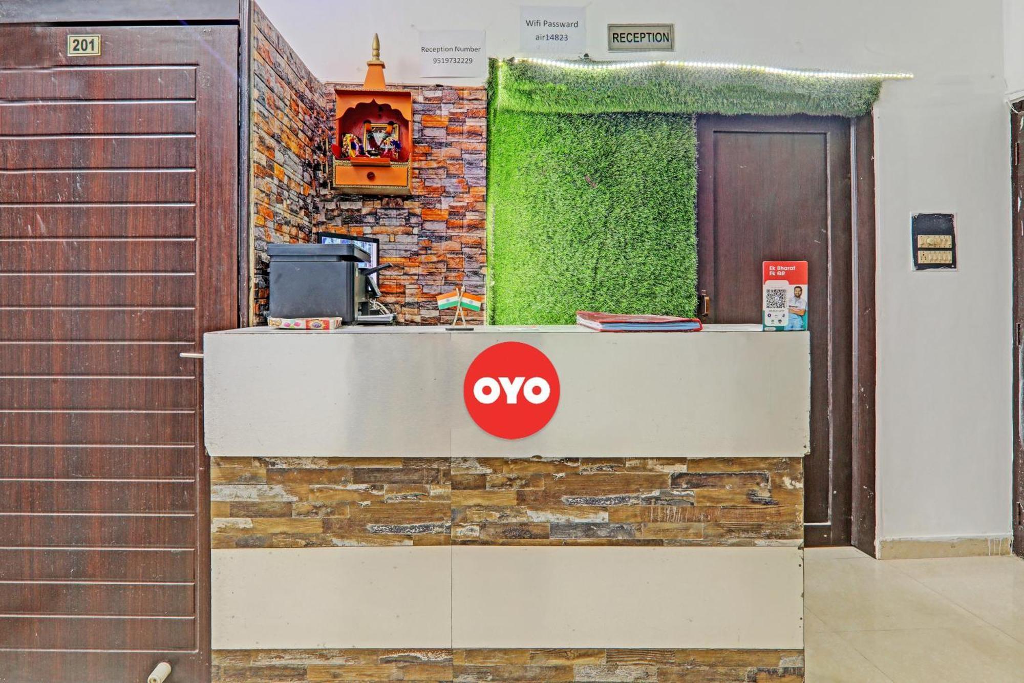 Hotel O Cz Inn Lakhnau Kültér fotó